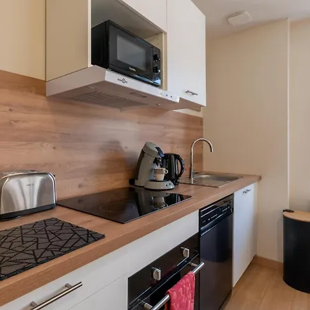 Le Belvedere - Terrasse & Vue Panoramique - 9 Min Sanctuaires Apartment *